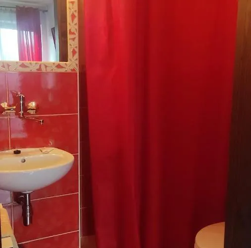 مزرعة للإقامة Bustrycki بورونين