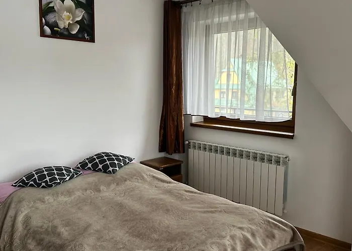 Bustrycki * بورونين