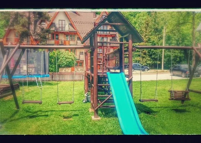 مزرعة للإقامة Bustrycki