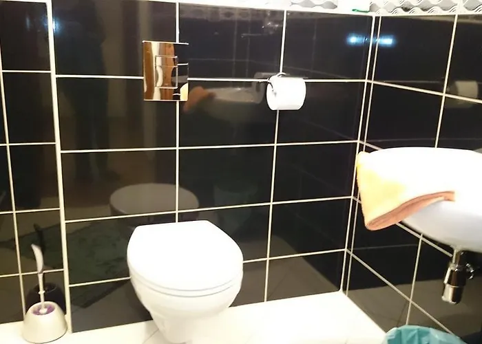 Bustrycki مزرعة للإقامة بورونين